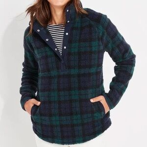 Vineyard Vines Green and Blue Black watch Pullover
